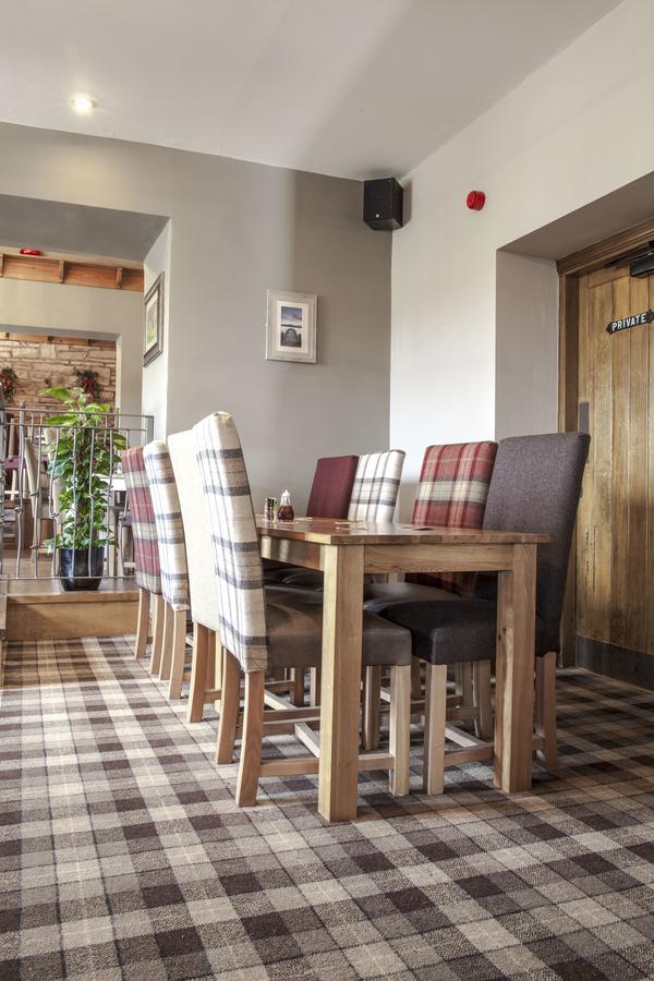 Crofters Lodge Barrow-in-Furness ภายนอก รูปภาพ