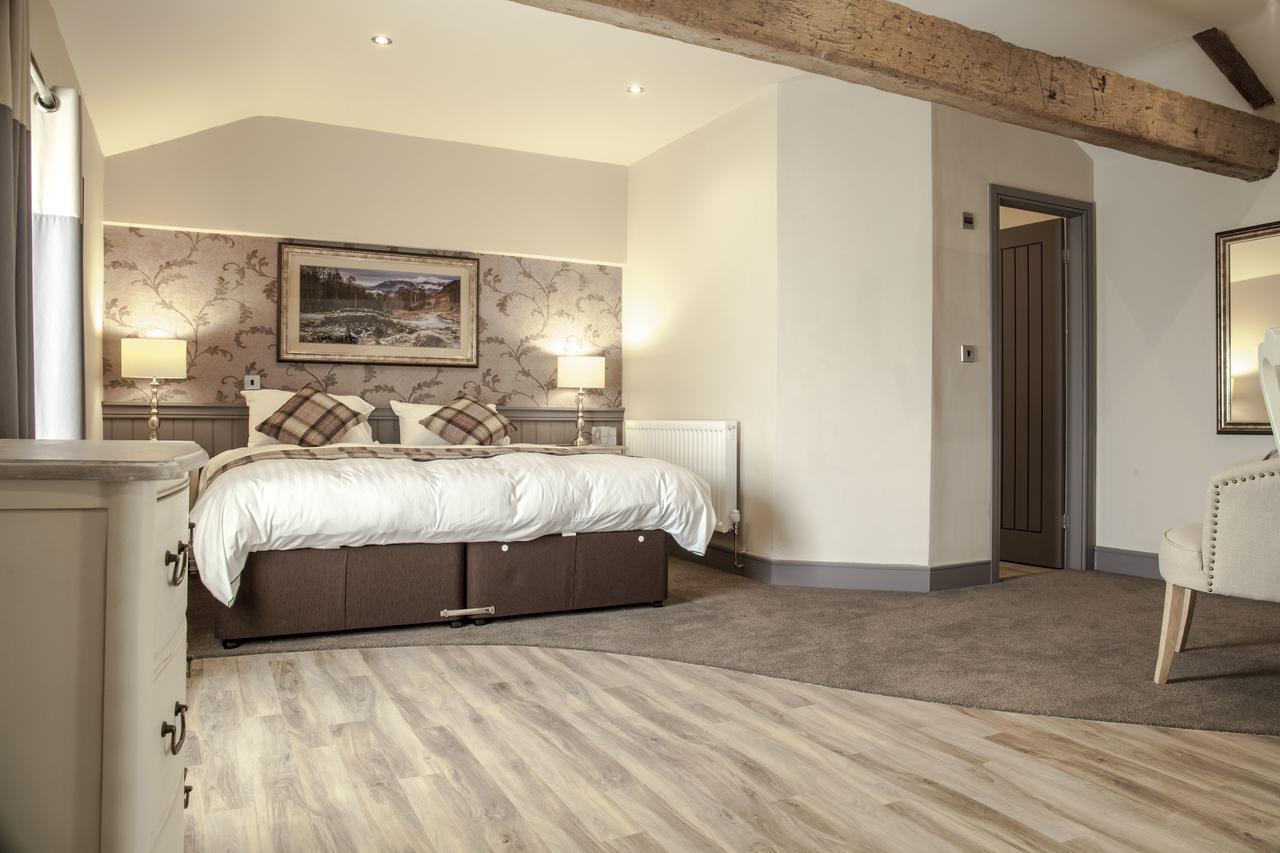 Crofters Lodge Barrow-in-Furness ภายนอก รูปภาพ